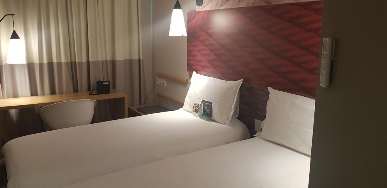 Ibis Карлус-Барбоза Экстерьер фото